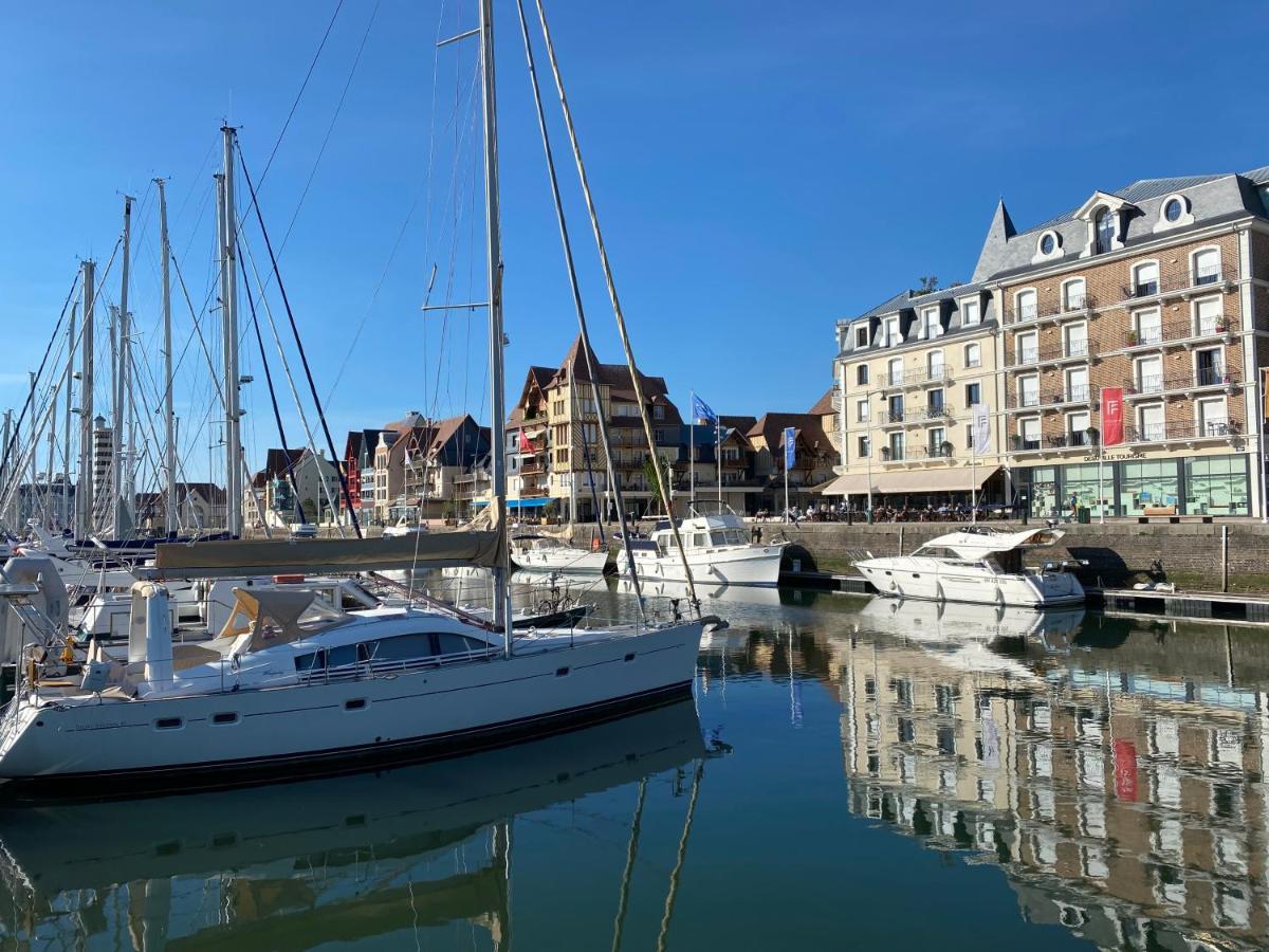 L'Ancre Marine Yourhosthelper โดวีลล์ ภายนอก รูปภาพ